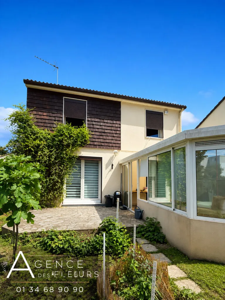 À vendre maison de 93 m² sur un terrain de 380 m² sur la commune de SAINT AUBIN LES ELBEUF 76410