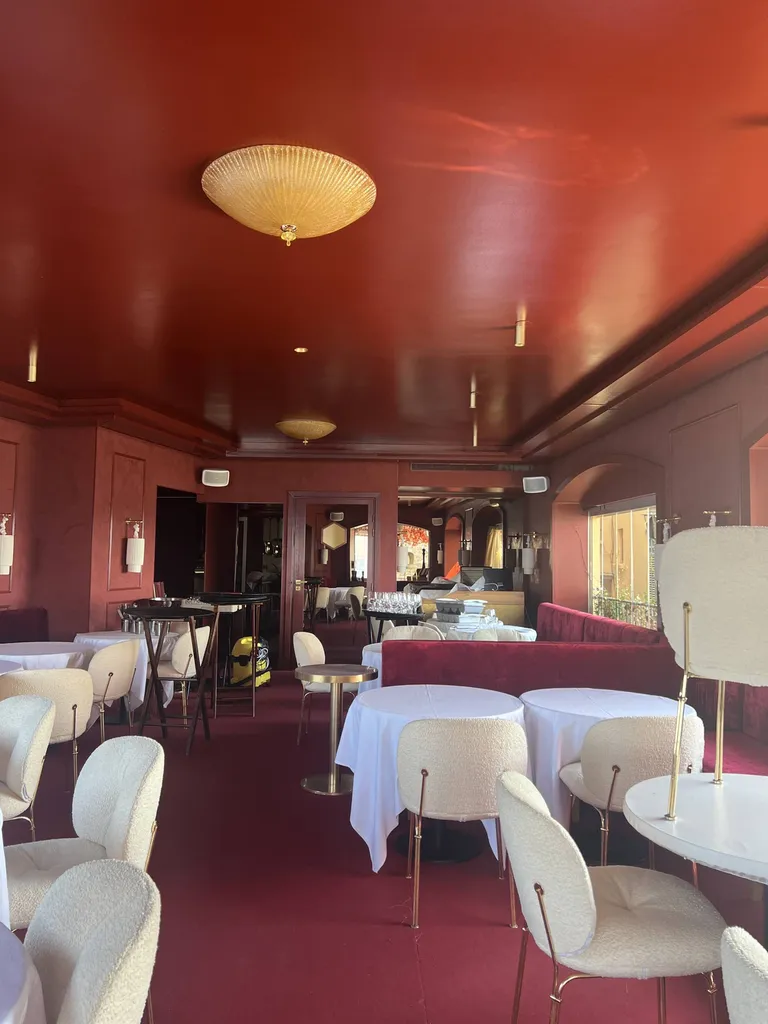 Installation sonorisation Le Cherry Saint-Tropez Var 83