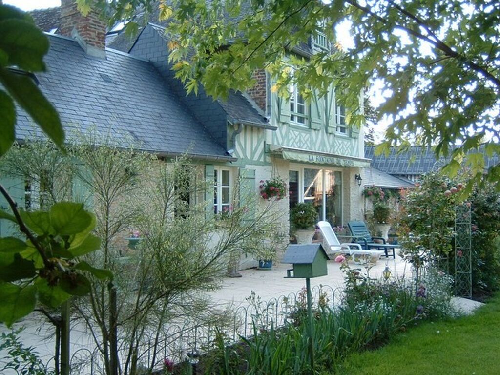 PROPRIETE NORMANDE PROCHE LIVAROT PAYS-D'AUGE