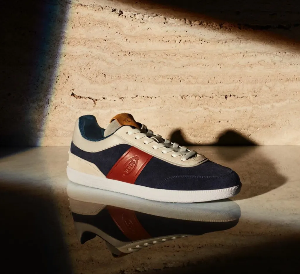 Les collections Tod's pour hommes sont faites pour des hommes élégants, stylés, qui aiment la modernité et le style Italien.
