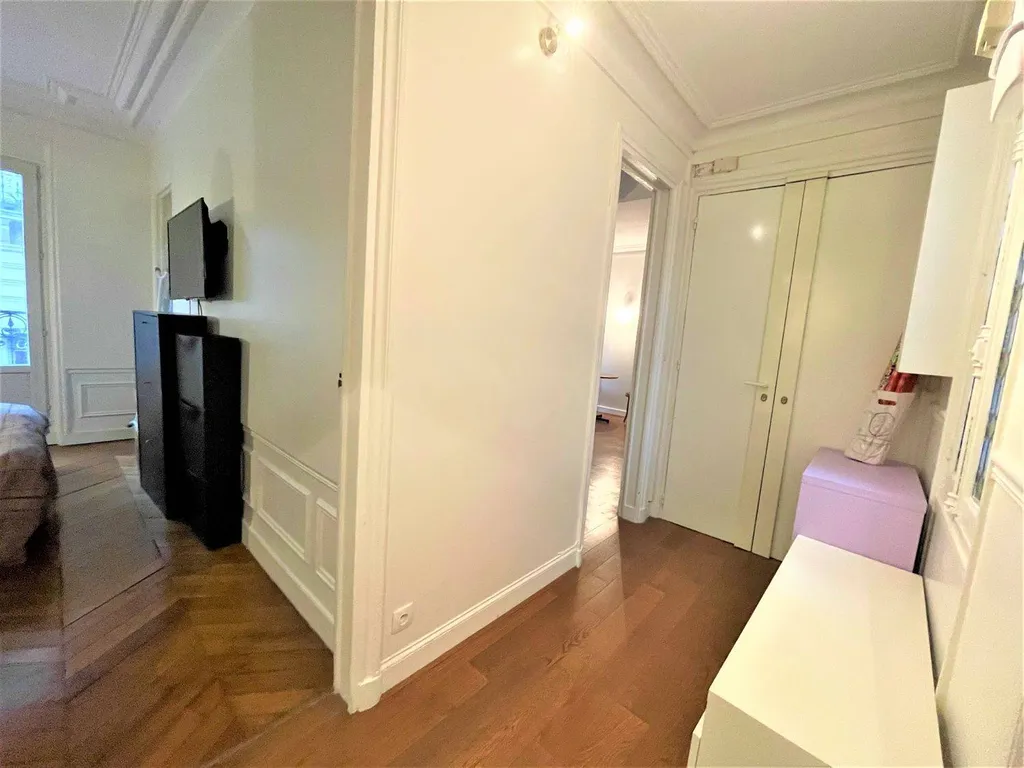 2 Pièces 75007 43m²