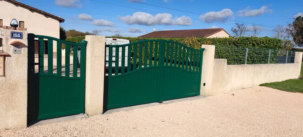 Notre zone d'activité pour ce servicePose de volets aluminium anti-effraction à Toulouse en Haute-Garonne : sécurité renforcée pour rez-de-chaussée et maison isolée