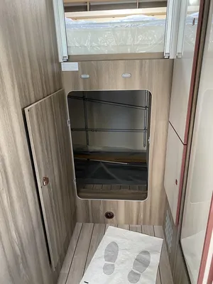 SOUTE ACCESSIBLE PAR L'INTERIEUR