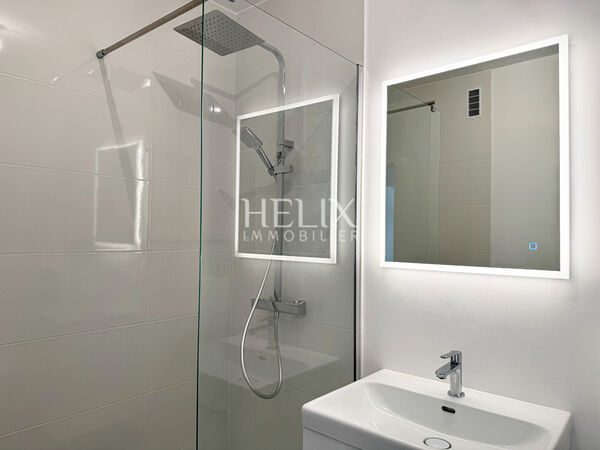 Bel appartement 2 pièces ascenseur cave parking Saint-Germain-en-Laye belles Prestations 