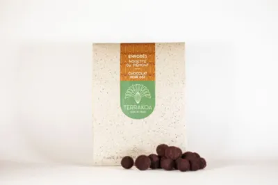 Enrobés Terrakoa, fruits secs et confits sublimés par un enrobage au chocolat noir ou lait