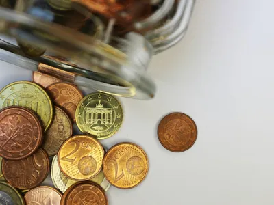 Quel est le prix d'une assurance décennale photovoltaïque à Saint-Tropez dans le Var?