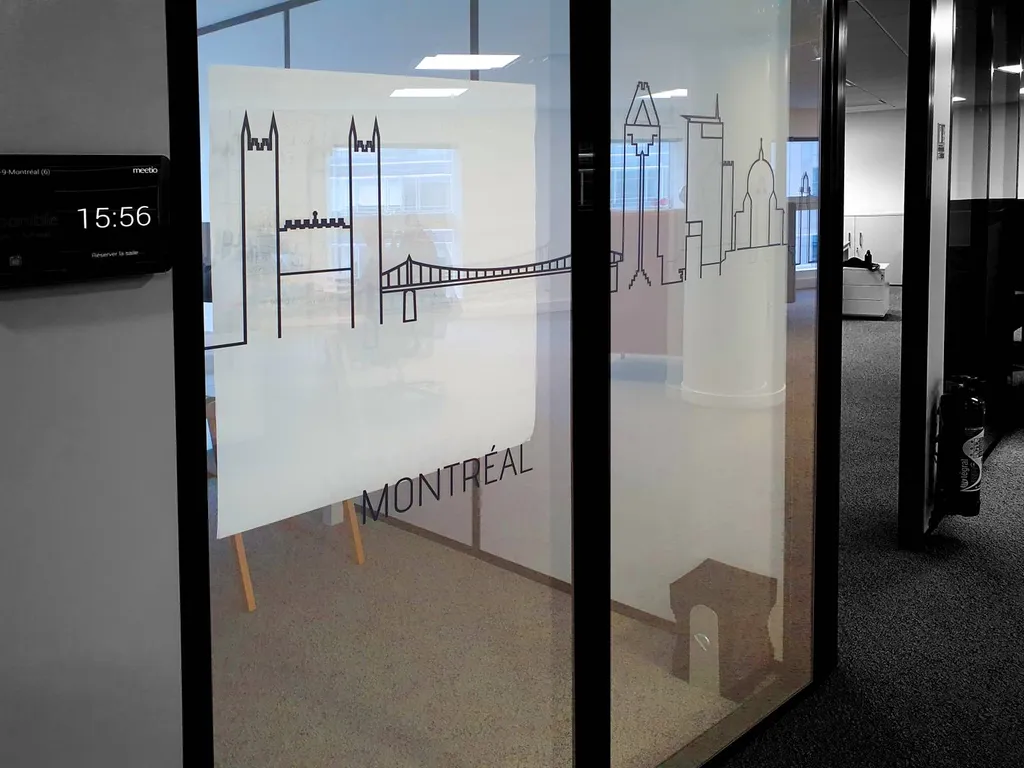 Conception de signalétique intérieure d'entreprise à Paris