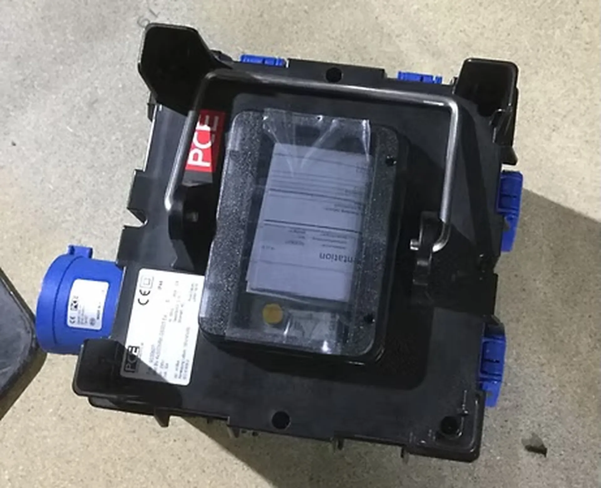 DISTRIBUTEUR 32 MONO VERS 4X16 MONO