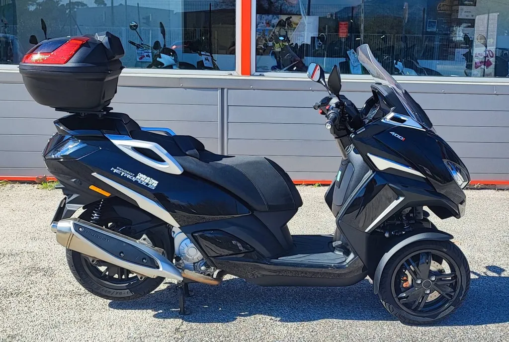 SCOOTER OCCASION PEUGEOT METROPOLIS 400 ACTIVE DU 06/2022 AVEC 95 KM.