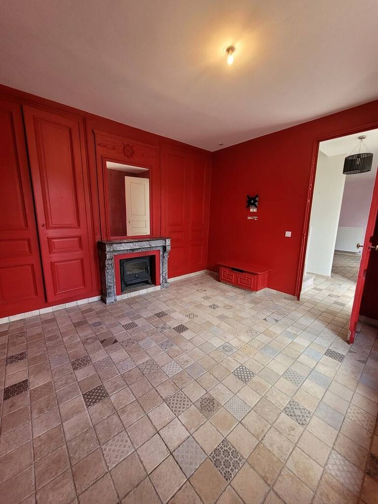 Vente d'une Maison Bourgeoise avec jardin, dans le centre-ville de Lisieux 14130