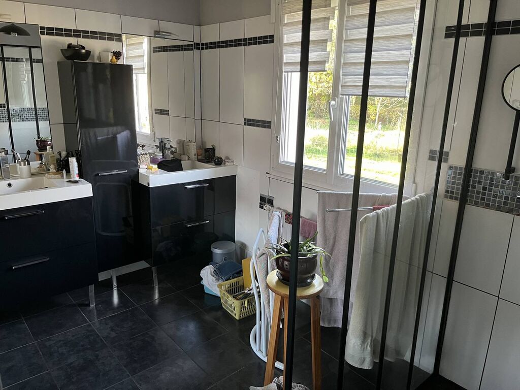 Maison traditionnelle à vendre - Axe Caudebec-en-Caux / Bourg Achard - 2400m² de jardin