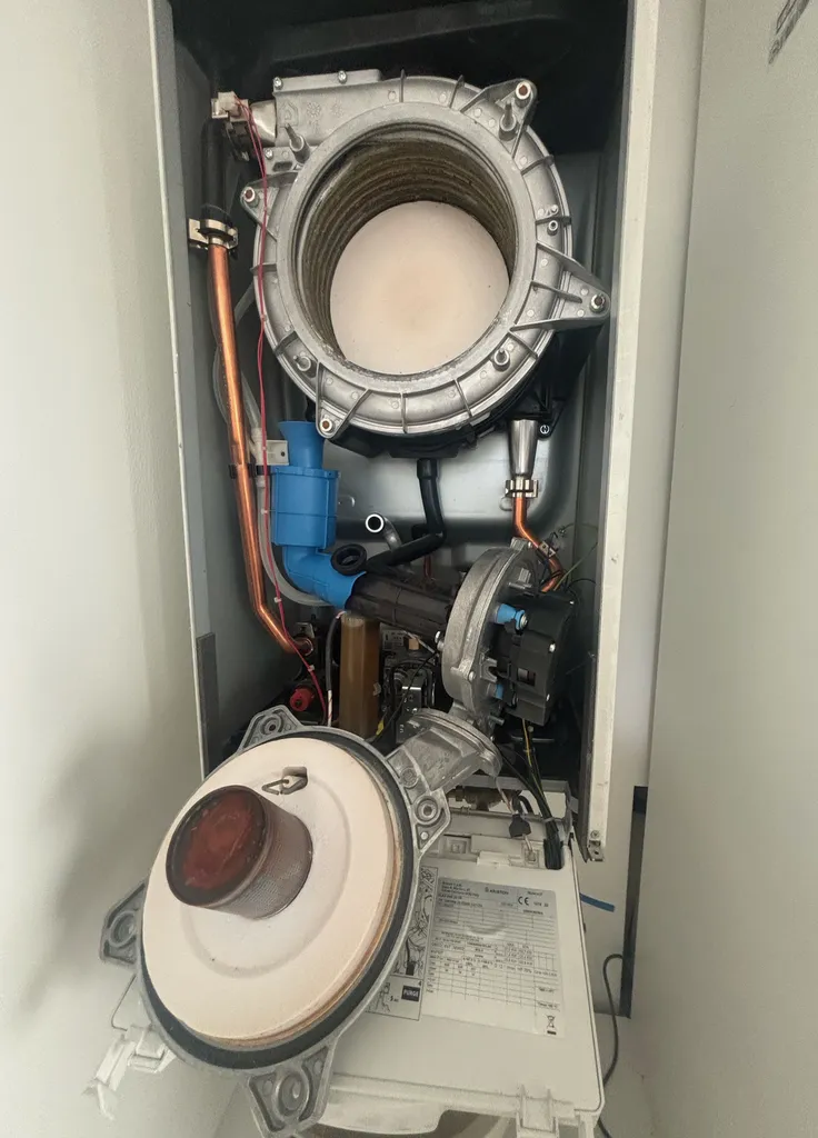 Mise en place contrat entretien chaudière à condensation Ariston à Noisy-le-Sec

