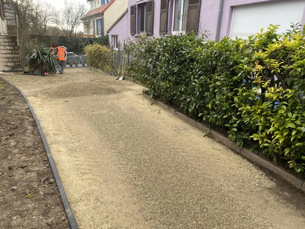 Société pour réaliser une allée en pavé à Bischheim 