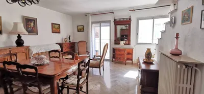 Vente maison de ville T5 Cassis centre historique  à quelques pas du port avec terrasses et vue village