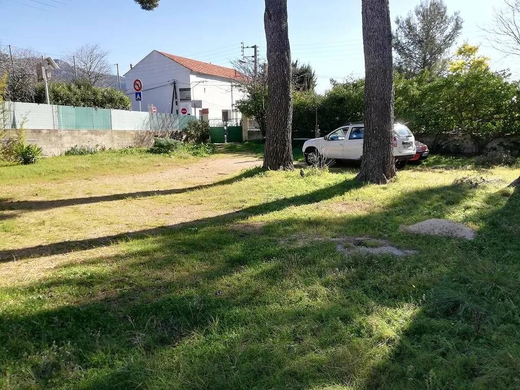 VENDU! Terrain de 420 m² à TOULON (VD005)