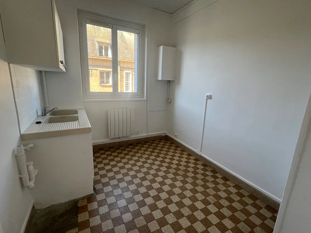 A vendre appartement de 72m² idéalement situé à ELBEUF 76500