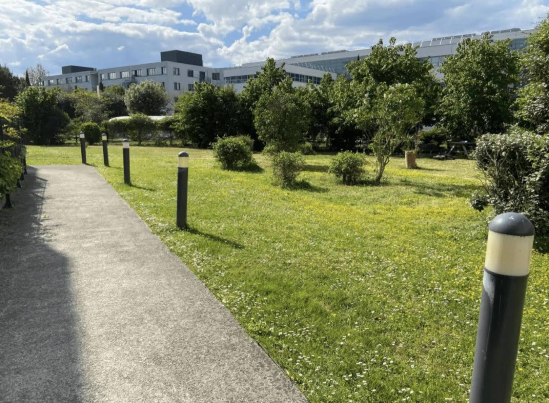 T4 à vendre appartement récent 3 chambres Bordeaux quartier ravezies