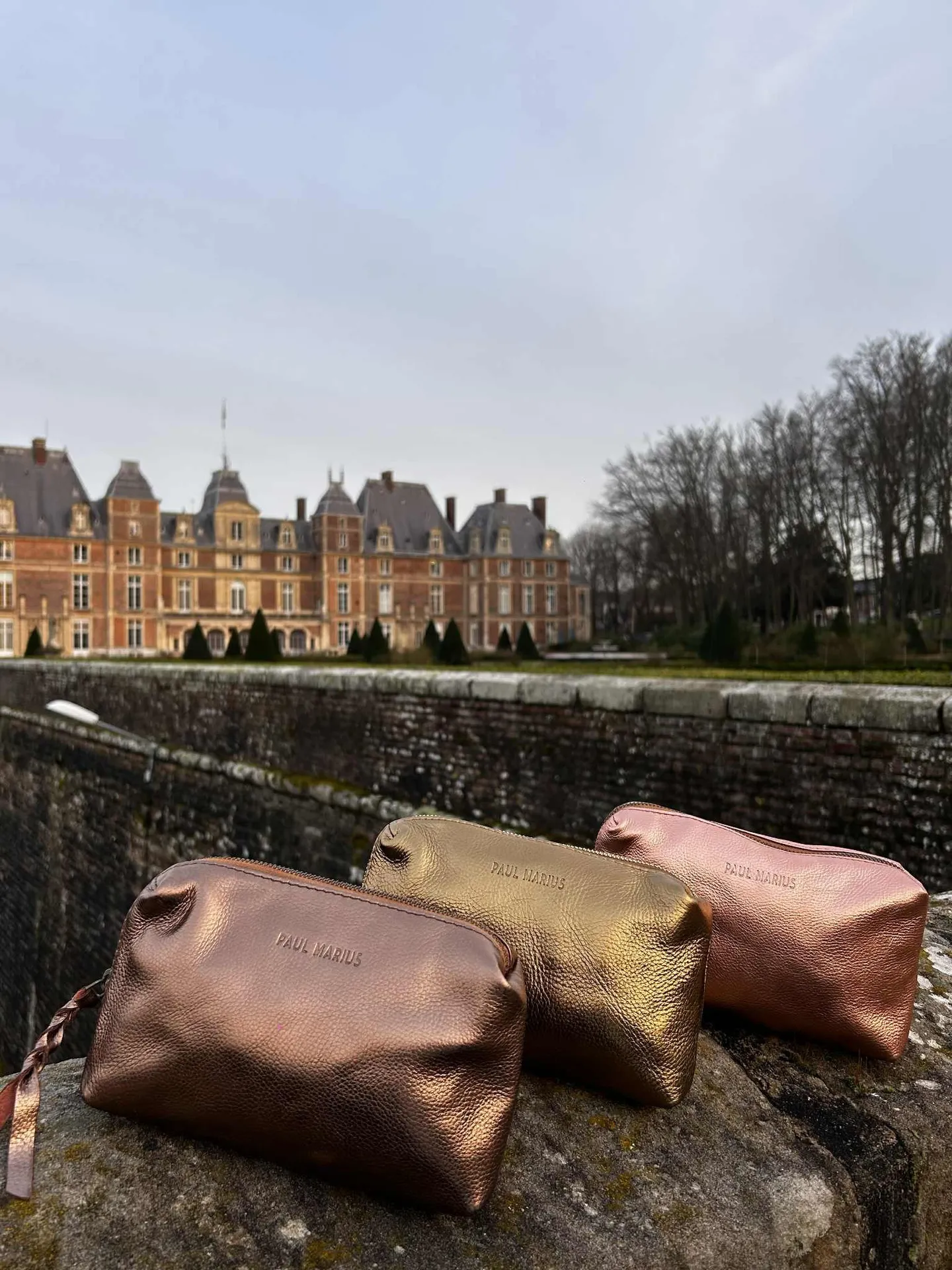 Trousse en cuir Adèle Paul Marius disponible chez Evasion Eu