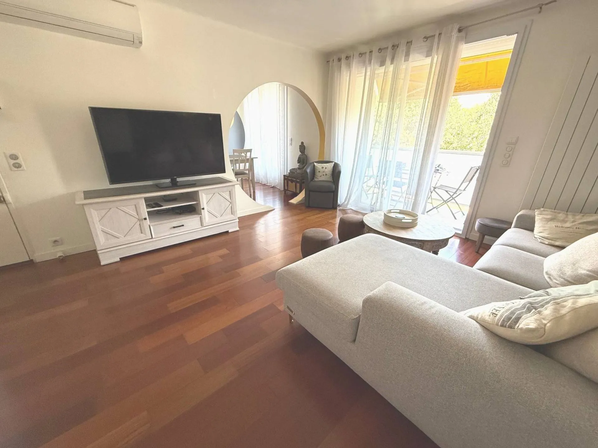 En vente à Carnoux Type 3/4 lumineux avec 3 balcons
