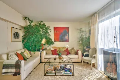 Visite virtuelle d'un appartement à Neuilly sur seine dans le 92