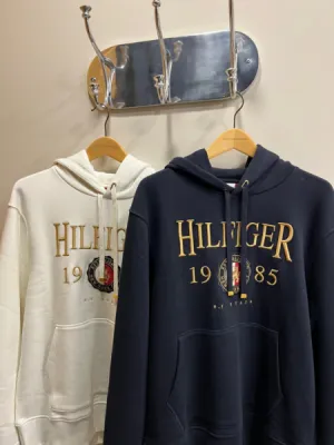 Sweat-shirt Tommy Hilfiger signature dorée