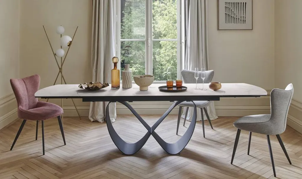 Vente d'une salle à manger complète Française en céramique avec pied métal TOPAZE