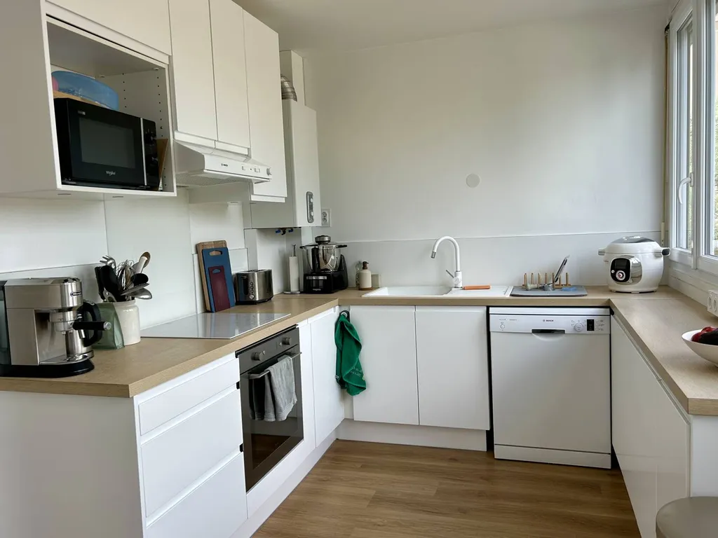 Appartement lumineux T4 à vendre à Mérignac Capeyron avec 3 chambres