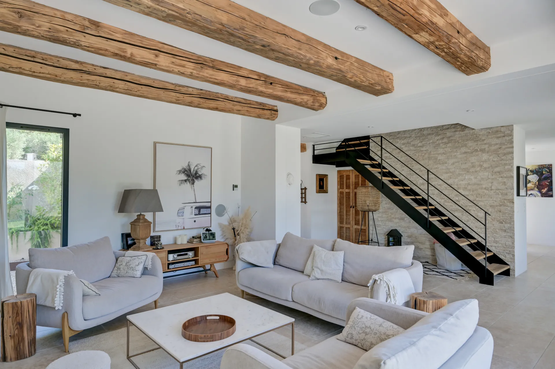 escalier-acier-bois-sur-mesure-