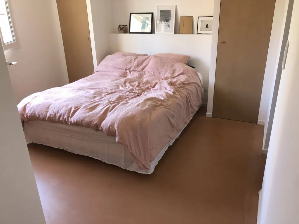 Sol de chambre en béton ciré à Saint Zacharie Var 83