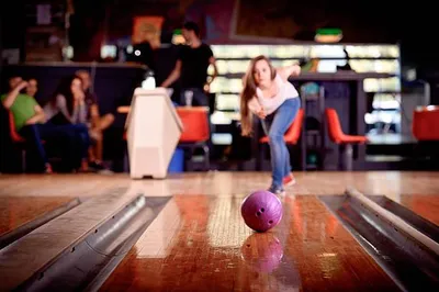 Tarifs pour une journée bowling pour un CE proche de Rouen 76