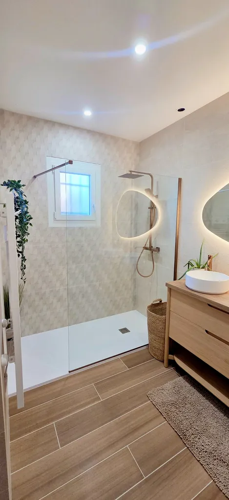 R.M.S : Rénovation Intérieure / extérieure Clôture Tous travaux d'intérieur Placo / Pose de sols Nettoyage Toiture dans le 81