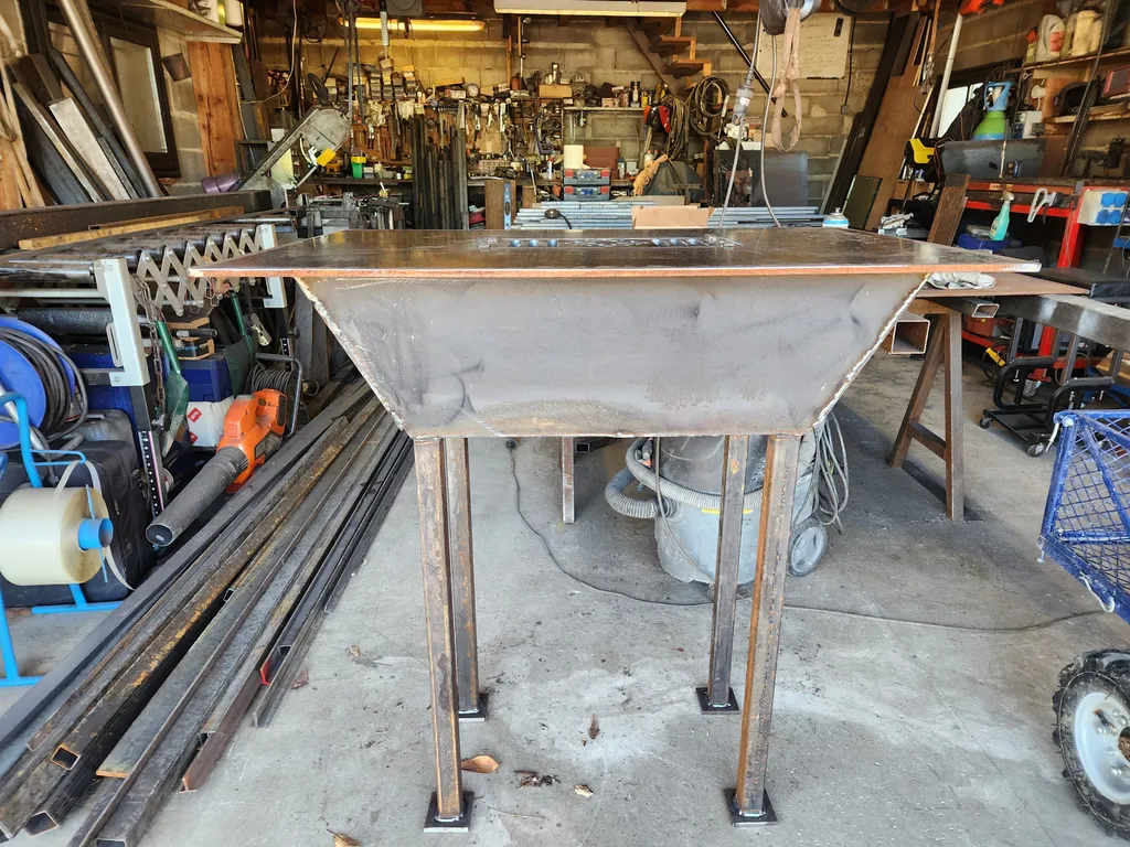 Brasero personnalisé acier brut 