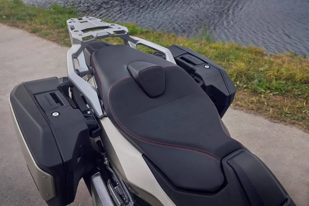 SCOOTER NEUF HONDA FORZA 750 2025 DANS LE VAR