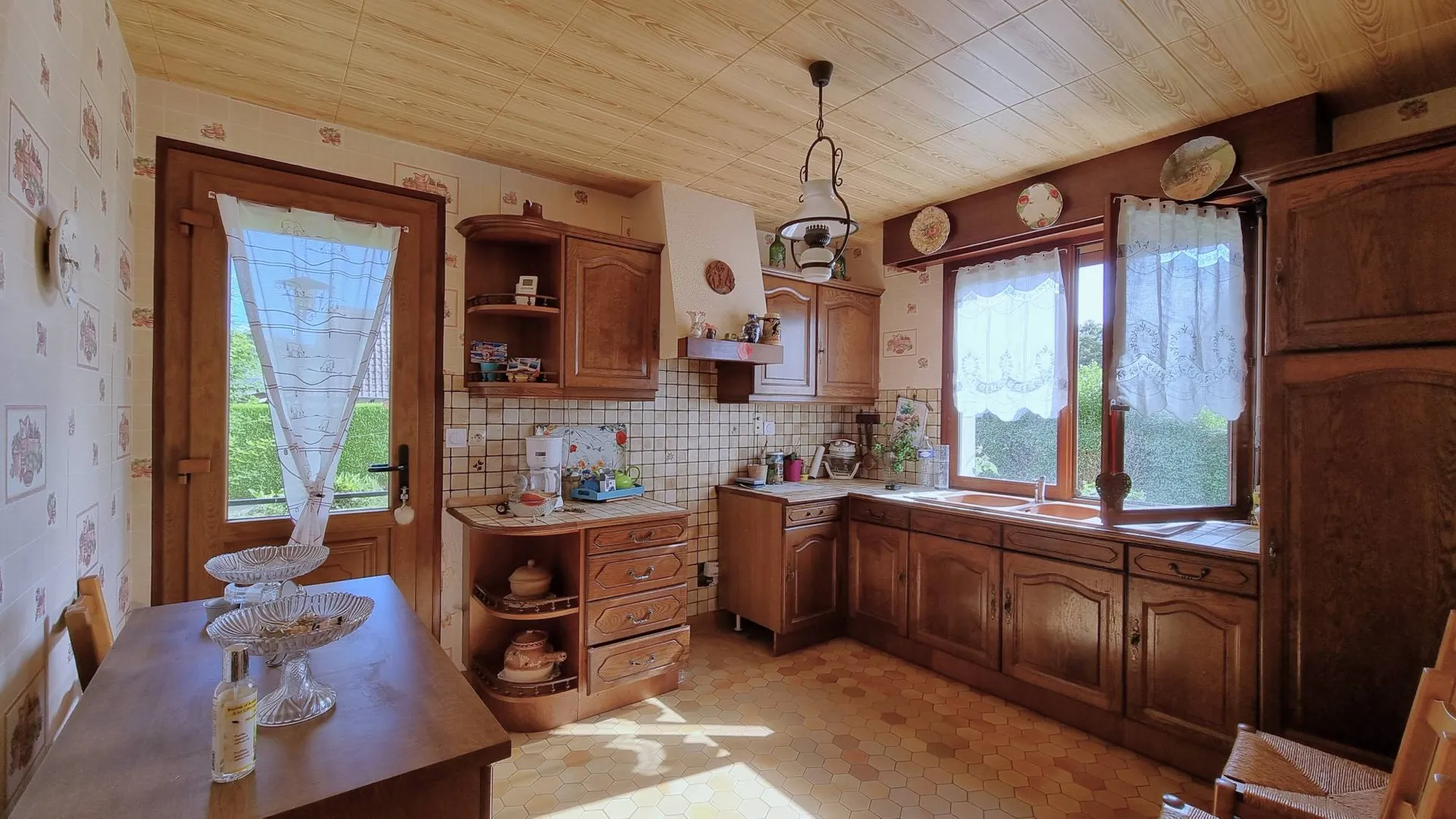 A vendre beau pavillon de 120 m² habitables avec possibilité d'aménagement supplémentaire, 4 chambres, sur le plateau Aliermontais 76510