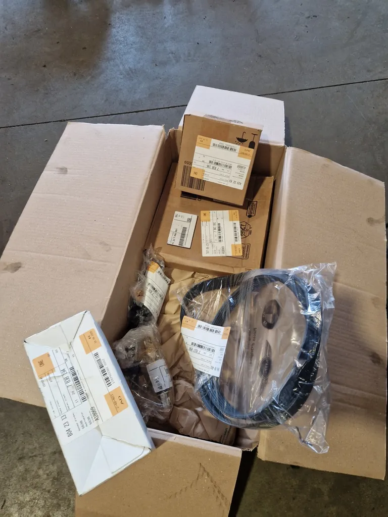 Remplacement kit courroie d'accessoire, poulie damper BMW M3 E92 dans votre garage spécialisé à Saucats en Gironde