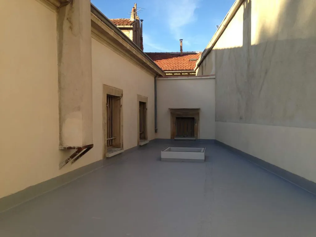  Réalisation d'un toit terrasse à Salon de Provence - étanchéité à base d'allyle