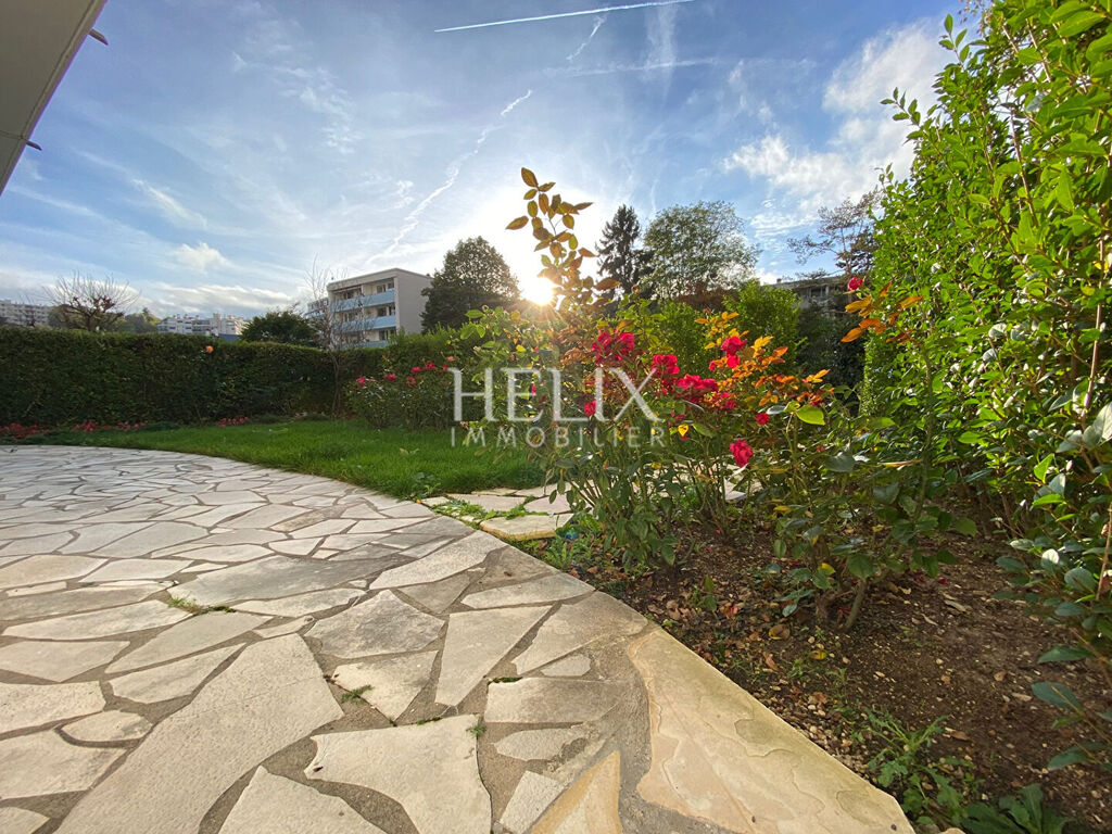 Le Pecq 3 pièces 67 m2 Rez de jardin, Piscine et Tennis