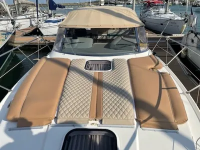 Faire rénover le bain de soleil de son bateau à bordeaux