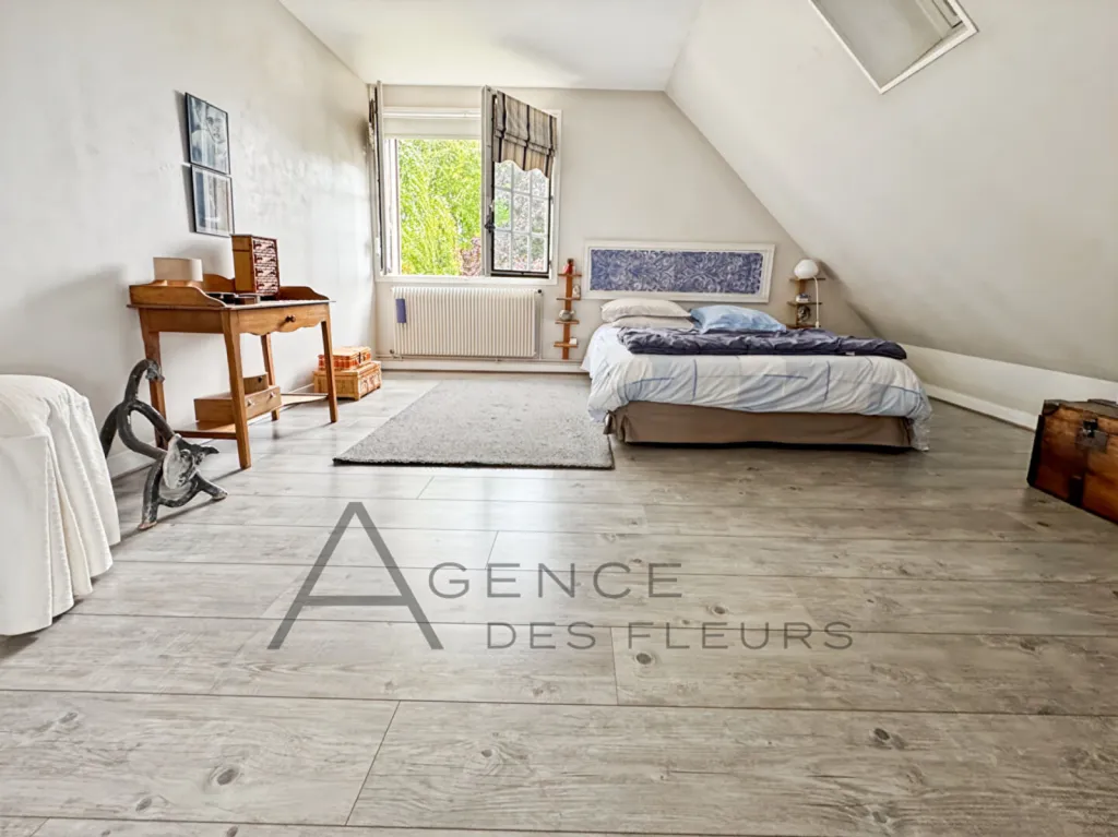 A vendre, maison familiale de 159 m2 sur un terrain de 1509 m2 située à Saint-Pierre-des-Fleurs