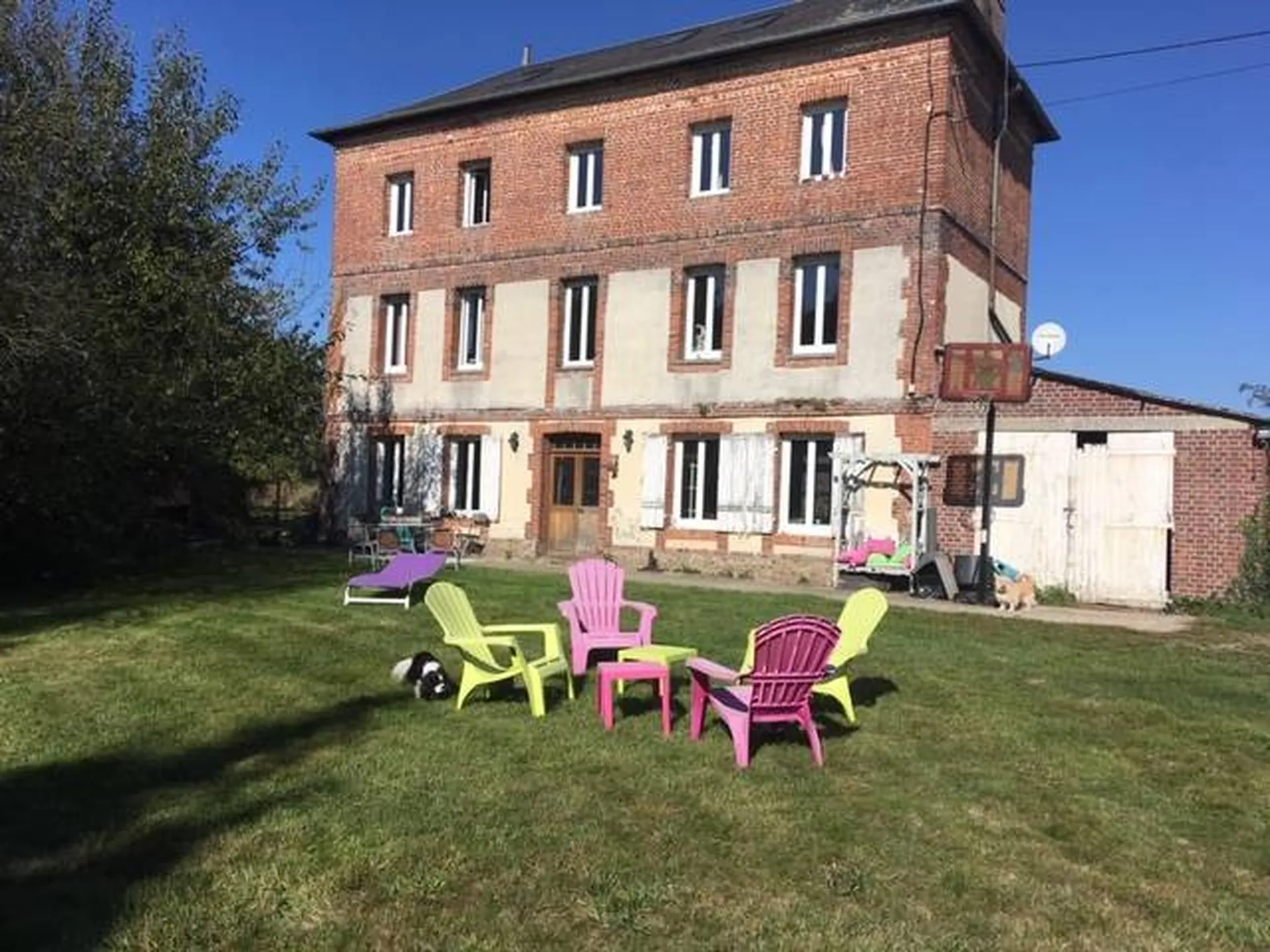 A la vente charmante maison bourgeois en brique à 10 minutes de Lisieux 14100