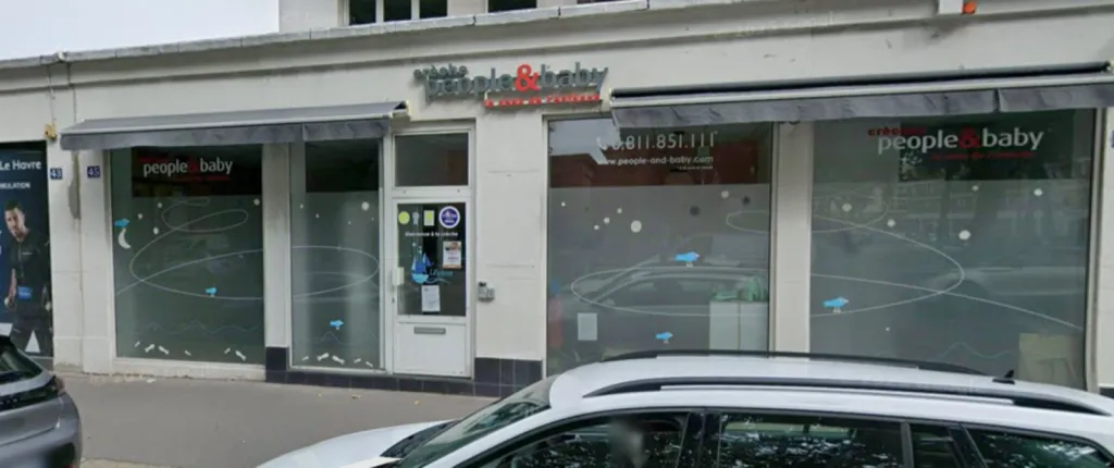 LE HAVRE - A LOUER LOCAL COMMERCIAL  - HALLES CENTRALES