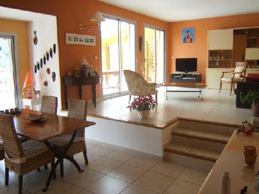 Vente maison Roquefort La Bédoule vue dominante