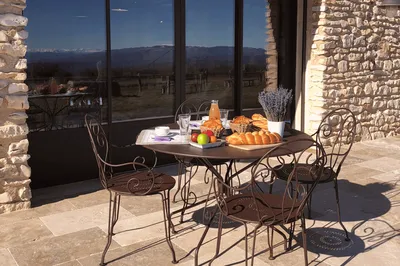 A breakfast at Domaine Château du Bois with panoramic views of the pre-Alps and lavender fields