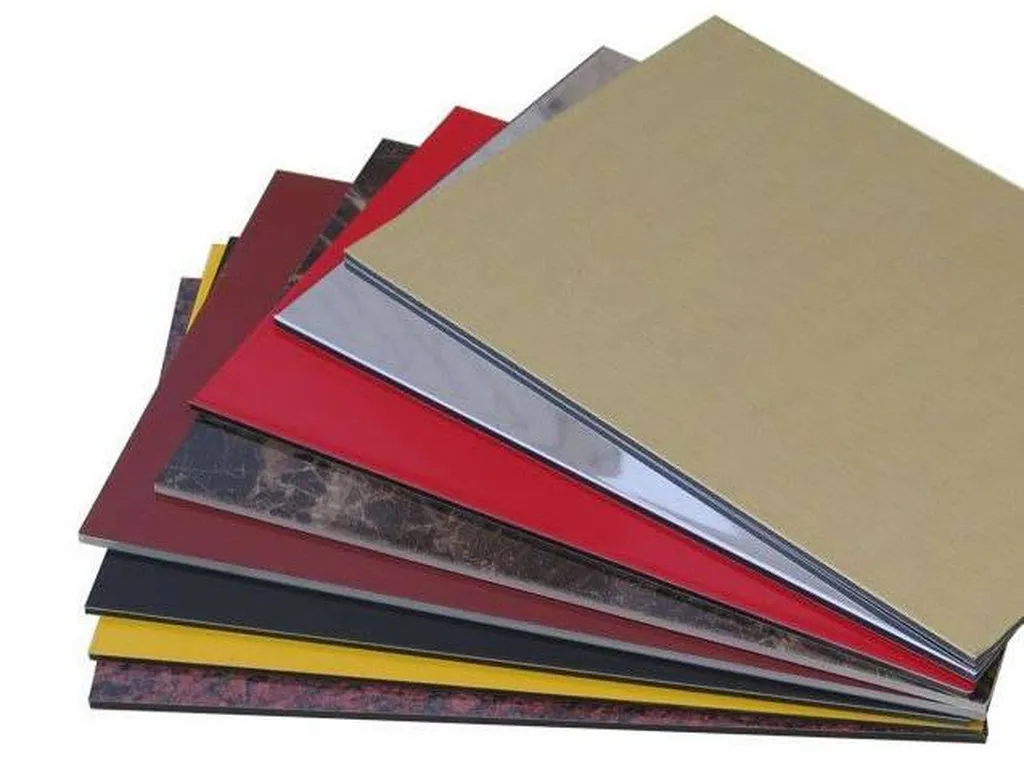 Usinage de panneau composite aluminium à ACA PLASTIQUES dans le Var (France)