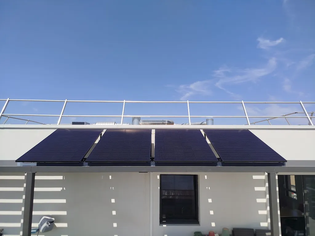 Installer des panneaux solaires sur pergola à Montpellier dans l'Hérault par infiny elec