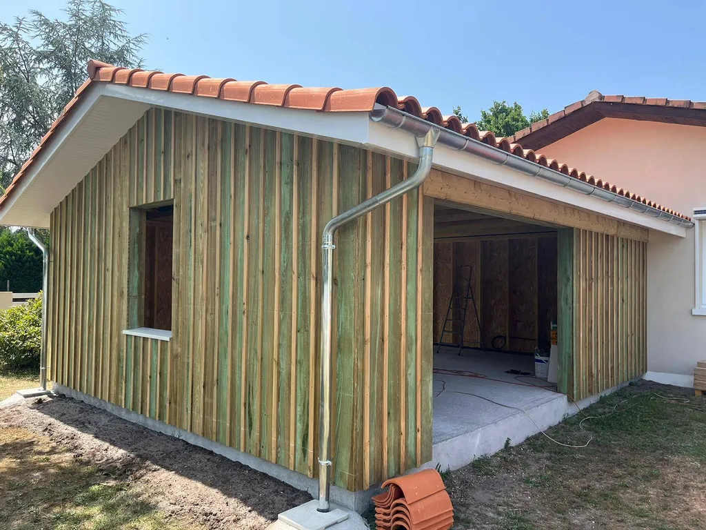 Création d’un garage à ossature en bois sur une habitation située à Sanguinet
