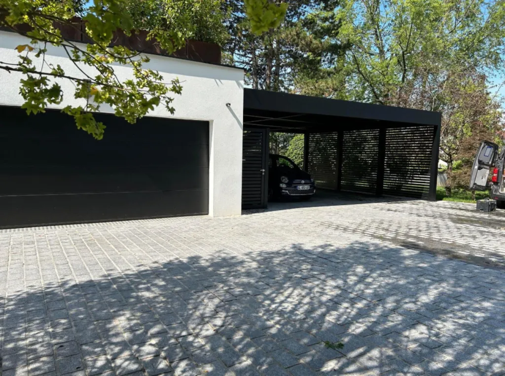 installation Carport et pool house aluminium avec possibilité de fermer les carports pour réaliser un garage  
Sur Le Havre 76 et ses alentours  
**DRM Rénovation**