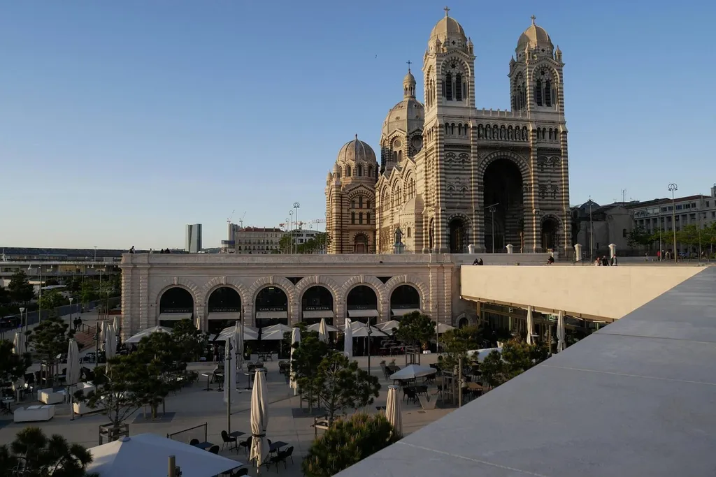 Que faire à Marseille en seulement 3 heures ? Le guide express pour profiter de la ville grâce aux consignes à bagages Bagmobile.