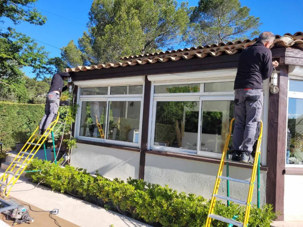 installation de store coffre sur mesure salon de provence