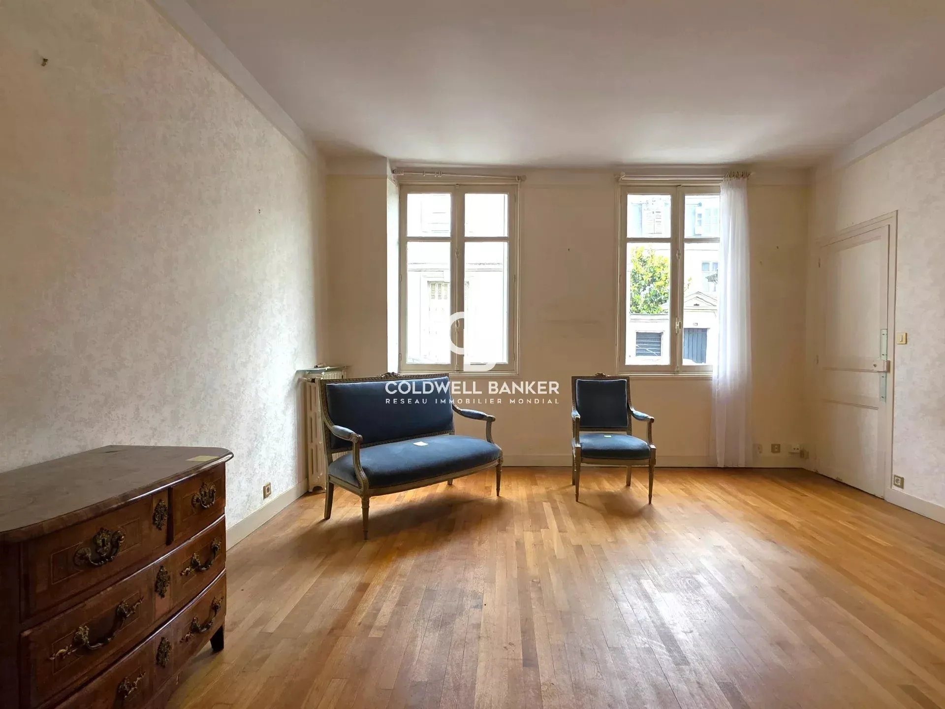 maison familiale avec double salon et jardin à vendre dans le quartier Triangle d’Or Le Mans